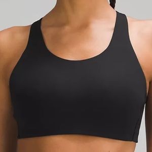 Lululemon sports bra size 32DDD - perfect condition!